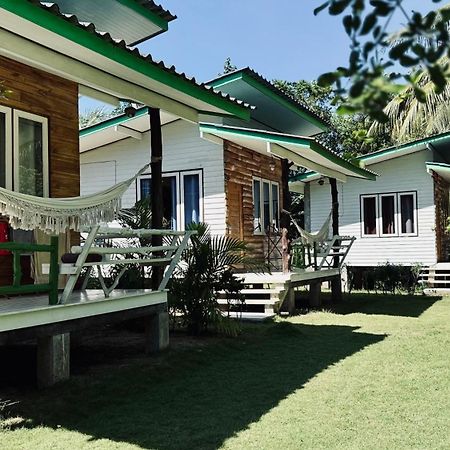 Suan Maprao Ko Kut Resort Exterior photo